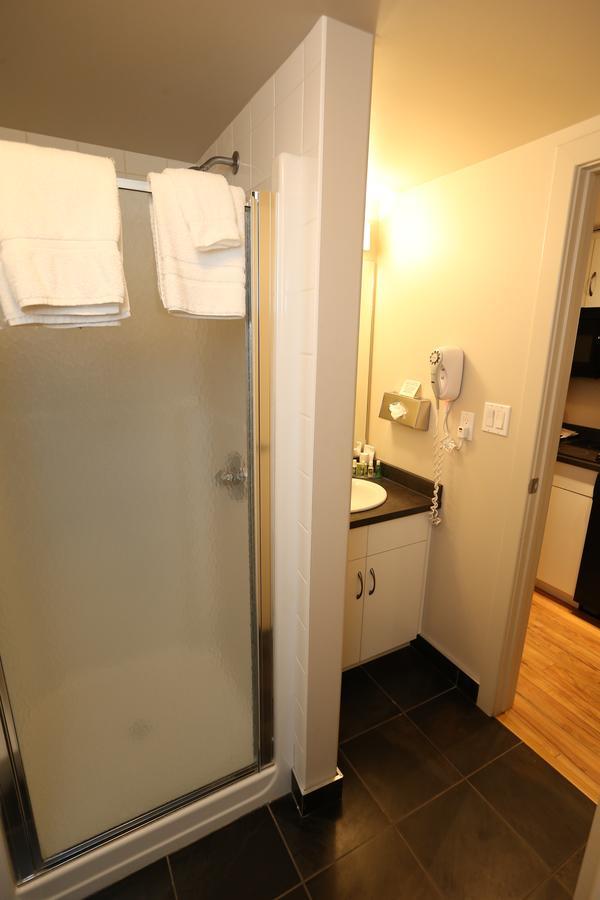 Platinum Residences Fort Mcmurray Exterior foto