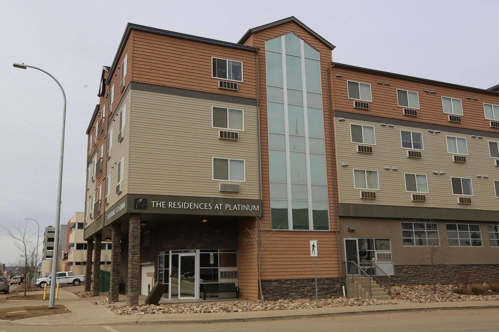 Platinum Residences Fort Mcmurray Exterior foto