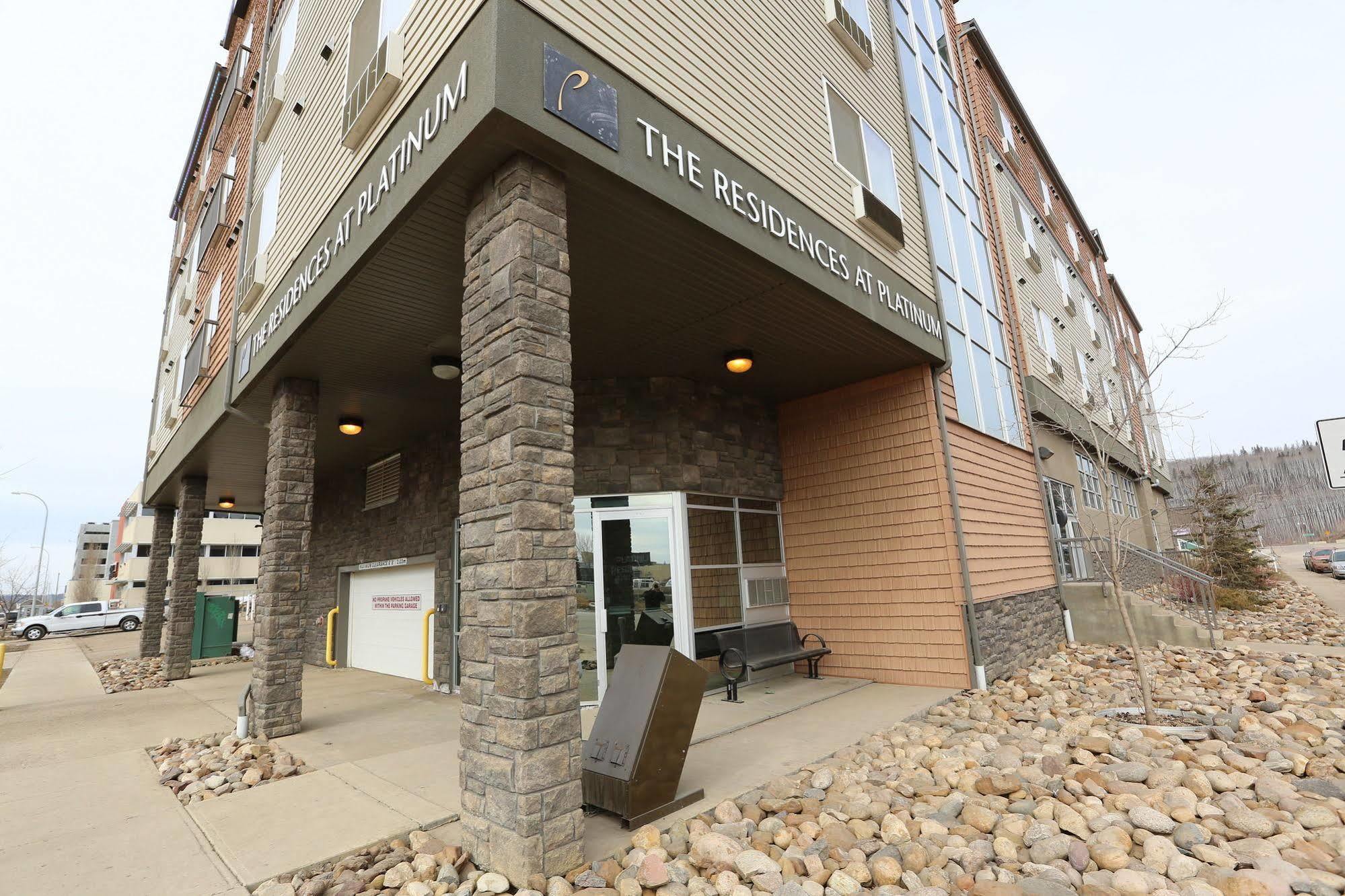 Platinum Residences Fort Mcmurray Exterior foto